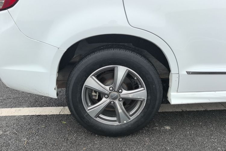 哈弗H6 2016款 升级版 1.5T 自动两驱精英型车身外观6007