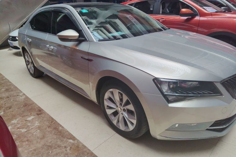 斯柯达 速派 2016款 TSI280 DSG创行版车身外观6002