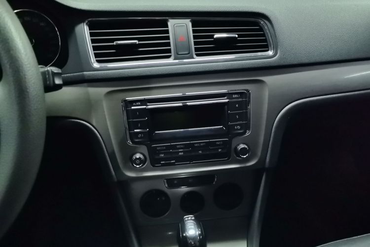 大众 朗逸 2013款 改款 1.4TSI DSG舒适版局部细节16