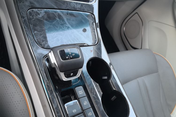 东风风行 风行游艇 2022款 1.5T DCT揽月版局部细节18