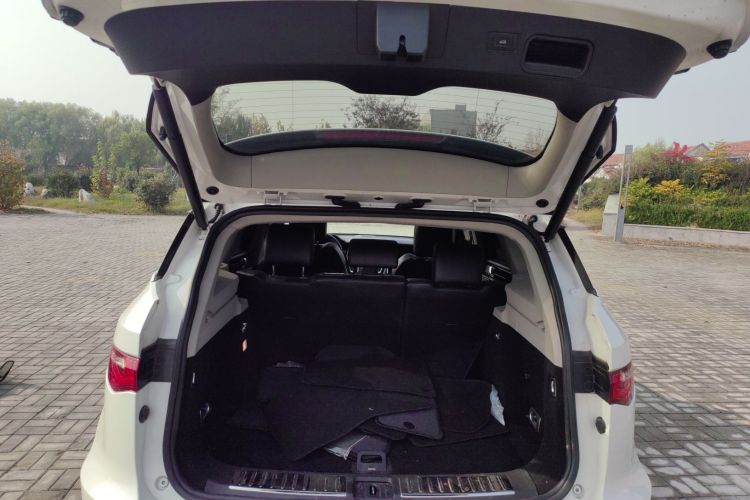 众泰T700 2017款 1.8T 双离合旗舰型局部细节23