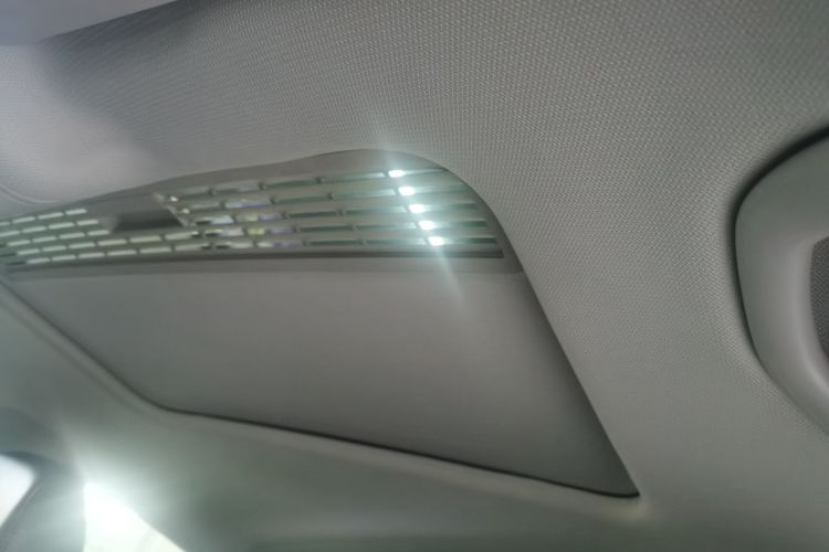 大众 迈腾 2013款 1.8TSI 领先型局部细节22