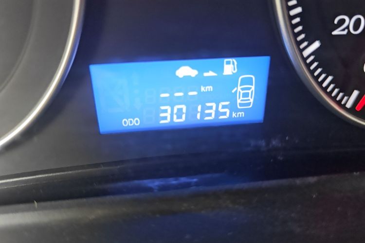 吉利汽车 金刚 2016款 1.5L 手动进取型中控内饰15