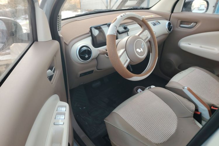 五菱汽车 宏光MINIEV 2025款 四门版 进阶款中控内饰7002