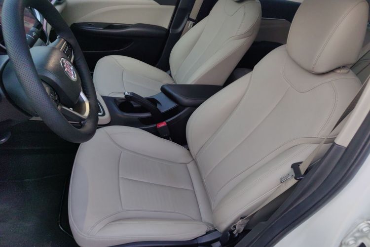 别克 英朗 2018款 15T 双离合精英型 国V局部细节19