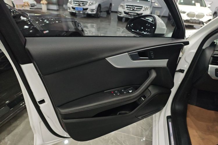 奥迪A4L 2020款 40 TFSI 时尚致雅型局部细节9001