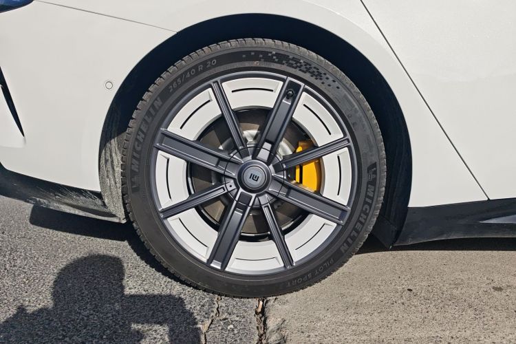 小米汽车 小米SU7 2024款 四驱超长续航高阶智驾Max版车身外观6007