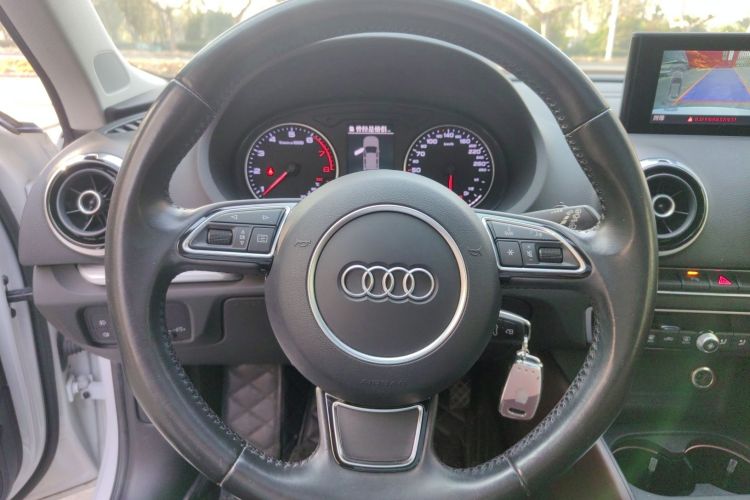 奥迪A3 2016款 Sportback 35 TFSI 风尚型局部细节13