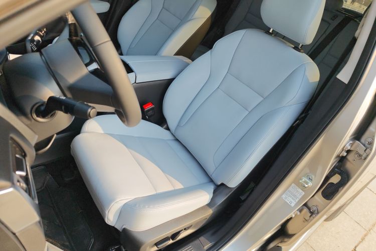 日产 奇骏 2023款 e-POWER 超混双电机四驱至尊版局部细节19