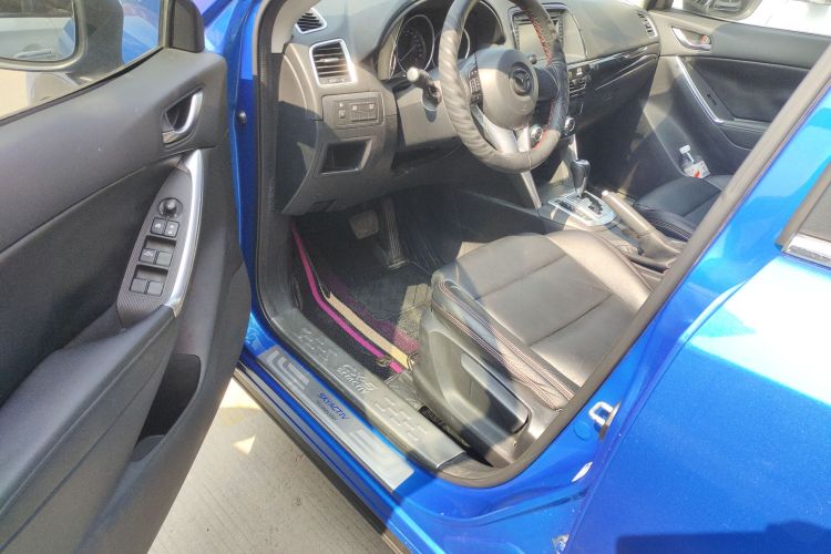 马自达CX-5 2013款 2.0L 自动四驱精英型中控内饰7002