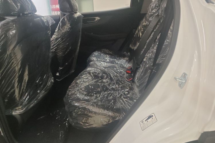 北京汽车 北京X7 2025款 1.5TD DCT乐享版中控内饰7001