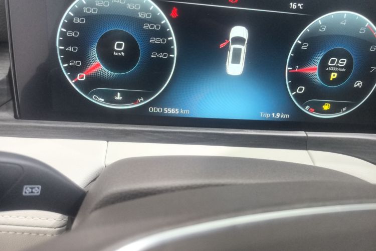 福特 领裕 2023款 EcoBoost 225 尊领型PLUS 7座（2/2/3）中控内饰15