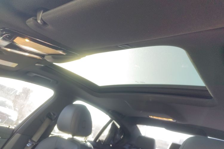 宝马5系(进口) 2019款 改款 525i M运动套装局部细节22