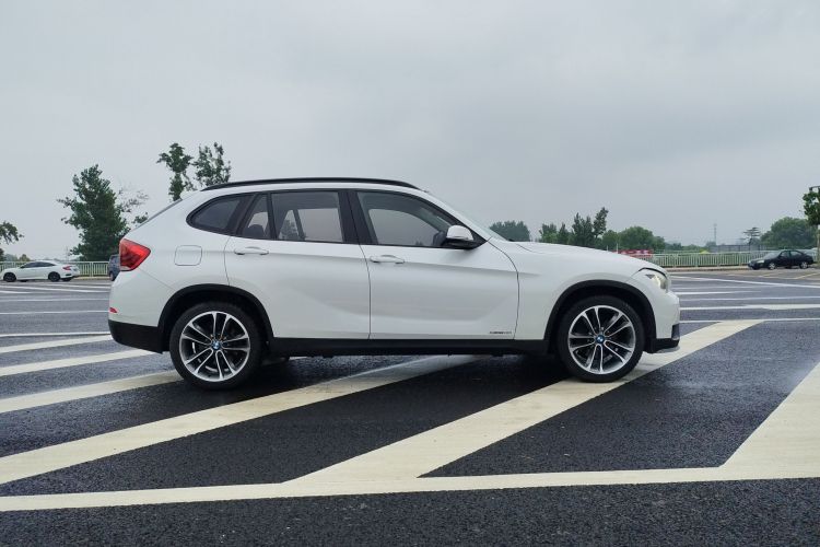 宝马X1 2015款 sDrive18i 领先晋级版车身外观6003