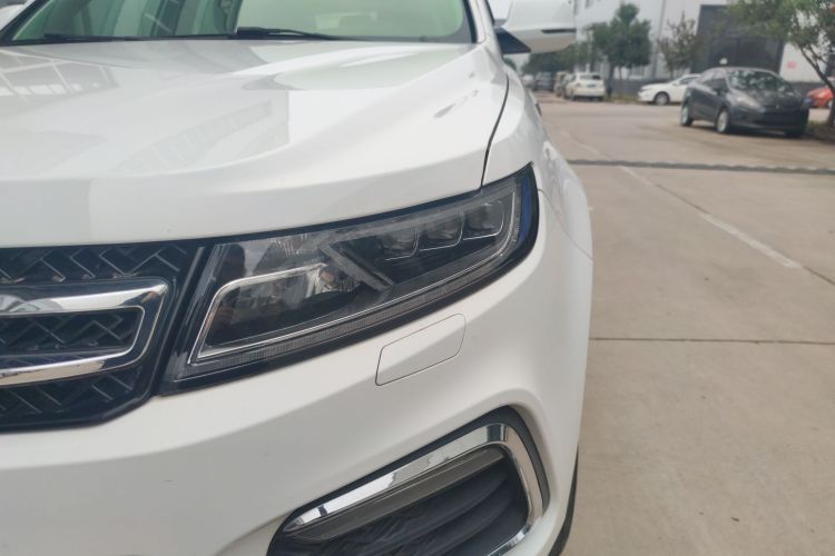 众泰T600 2016款 运动版 2.0T DCT尊贵型局部细节36