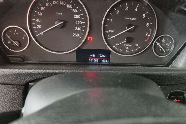 宝马3系 2017款 320Li 时尚型中控内饰15