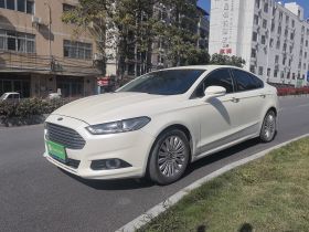 福特 蒙迪欧 2013款 2.0L GTDi200豪华型