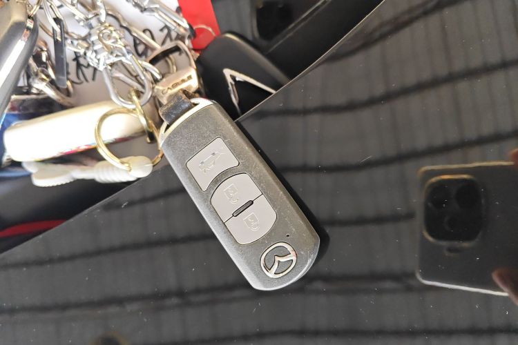 马自达3 昂克赛拉 2019款 云控版 三厢 1.5L 自动豪华型 国VI中控内饰7004