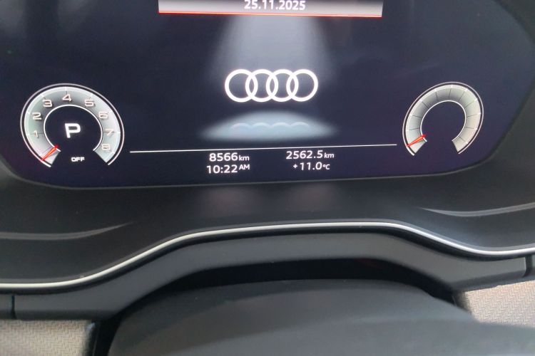 奥迪Q5L 2025款 40 TFSI 豪华动感型中控内饰15