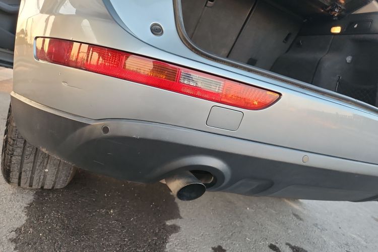 奥迪Q5 2011款 2.0TFSI 技术型局部细节9009