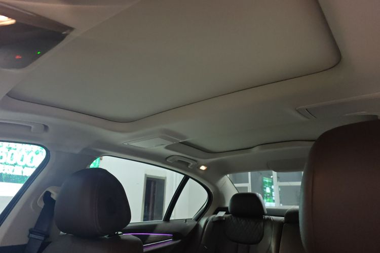 宝马5系新能源 2021款 改款 535Le 豪华套装局部细节22