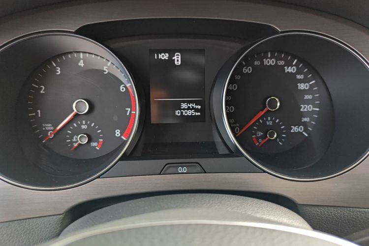 大众 高尔夫·嘉旅 2016款 1.6L 手动舒适型中控内饰15