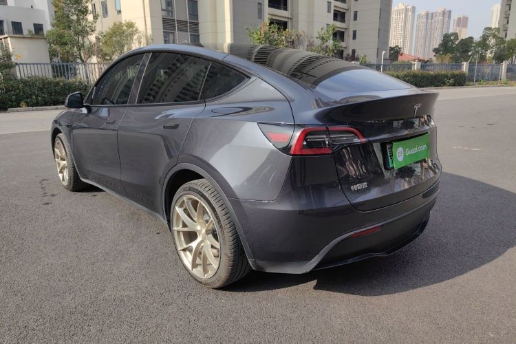 特斯拉 Model Y 2024款 长续航全轮驱动版车身外观6004