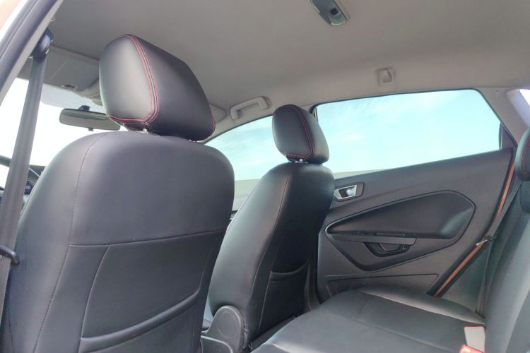 福特 嘉年华 2013款 两厢 1.5L 自动时尚型中控内饰7002