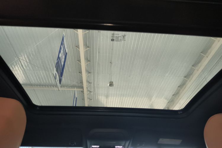 凯迪拉克XT4 2018款 28T 四驱铂金版中控内饰7006