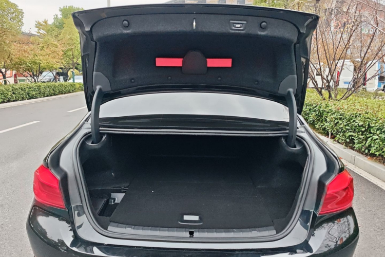 宝马5系新能源 2020款 里程升级版 530Le 豪华套装局部细节23