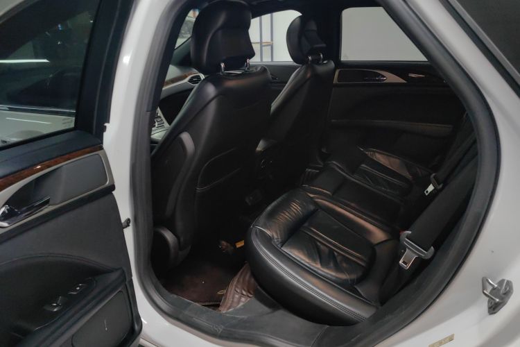 林肯MKZ 2018款 2.0T 尊享版中控内饰7001