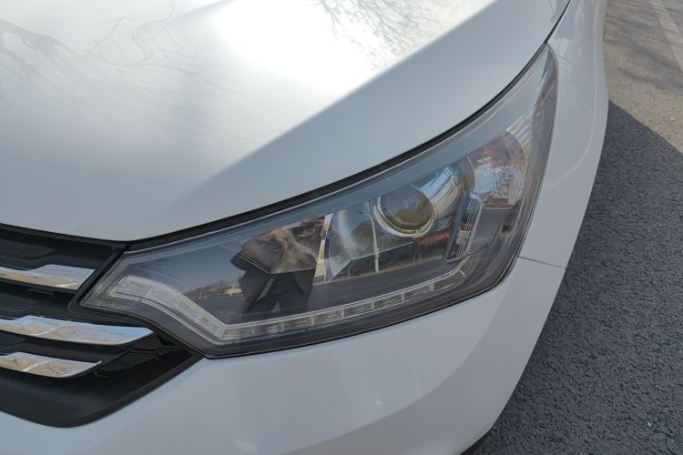 东风风神AX7 2016款 2.0L 自动智逸型局部细节36