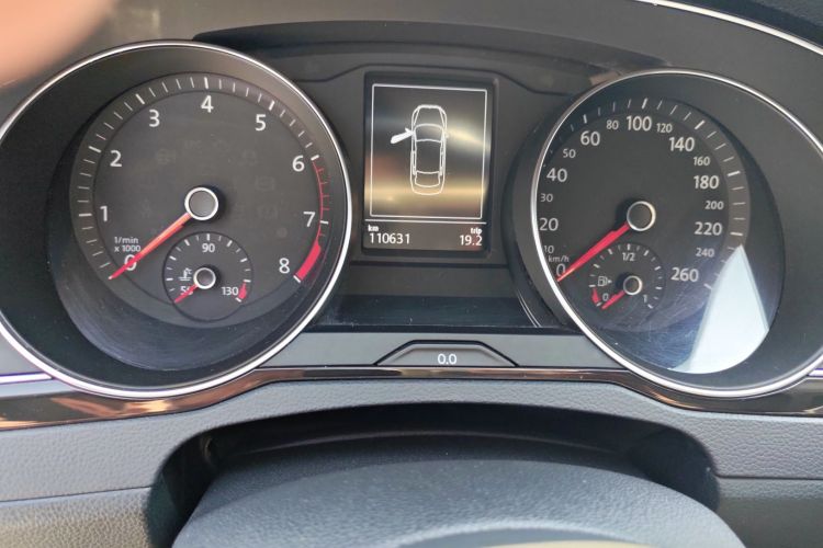 大众 迈腾 2018款 330TSI DSG 领先型中控内饰15