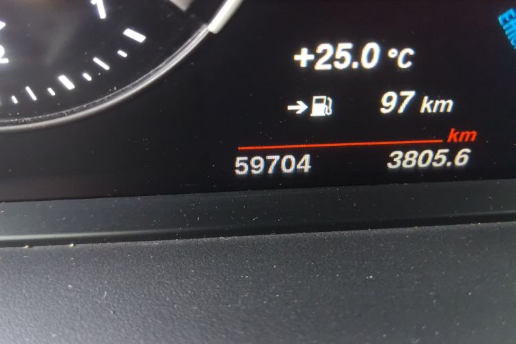 宝马1系 2022款 120i M运动版中控内饰15