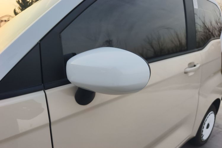 奇瑞 QQ冰淇淋 2025款 205km 元气版车身外观6007