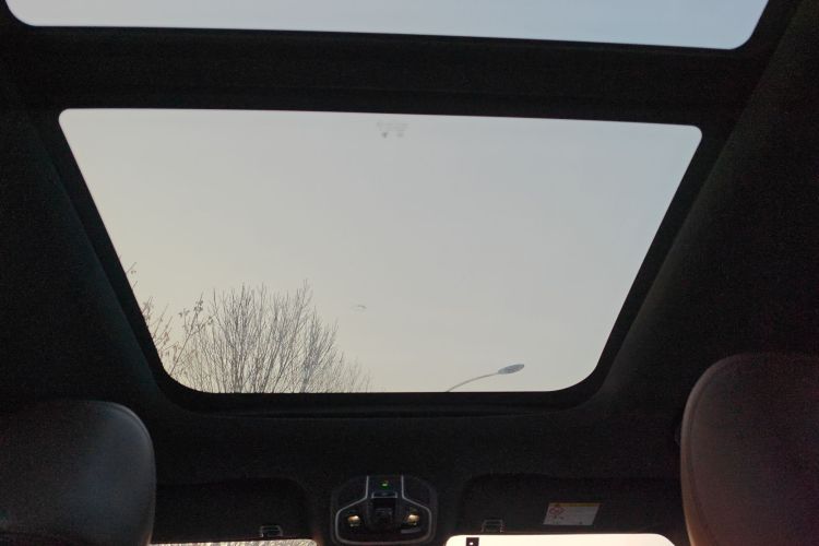 吉利汽车 星越L 2021款 2.0TD DCT EVO两驱尊贵型局部细节22