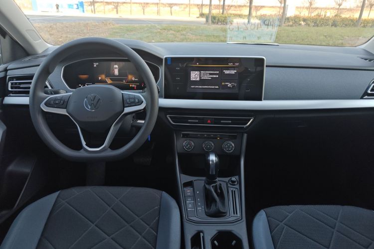 大众 朗逸 2021款 1.5L 自动风尚版中控内饰7003