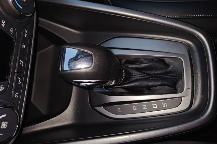 福特 福睿斯 2015款 1.5L 自动时尚型局部细节18