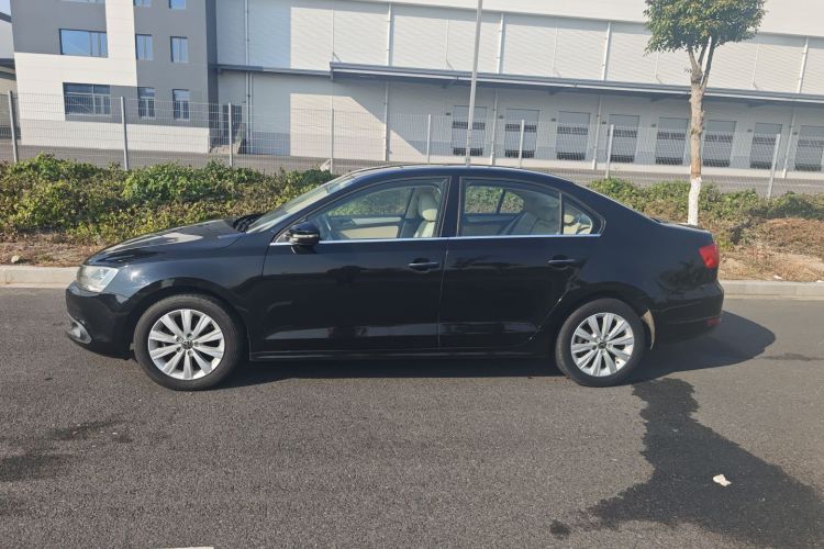 大众 速腾 2012款 1.4TSI 手动豪华型车身外观6003