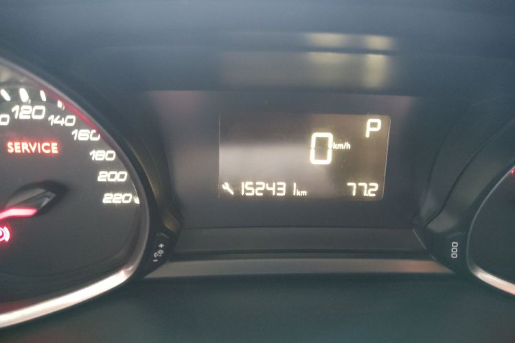 标致308S 2015款 1.6T 自动劲驰版中控内饰15