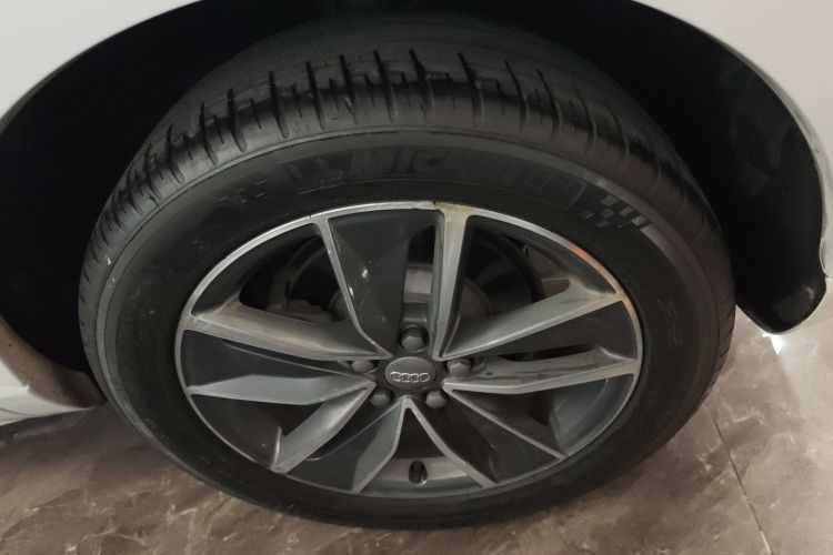 奥迪Q3 2018款 30周年年型 35 TFSI 运动型车身外观6008