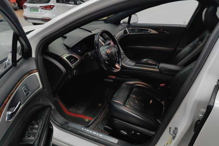 林肯MKZ 2018款 2.0T 尊享版中控内饰7003