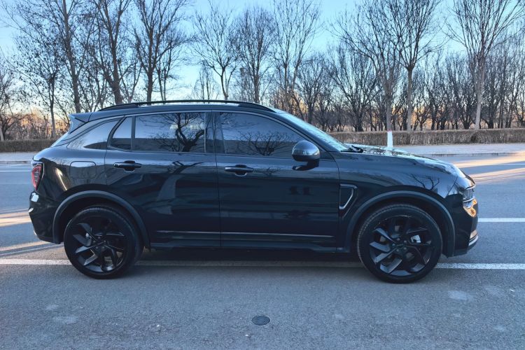 领克01 2021款 2.0TD 四驱暗夜版车身外观6002