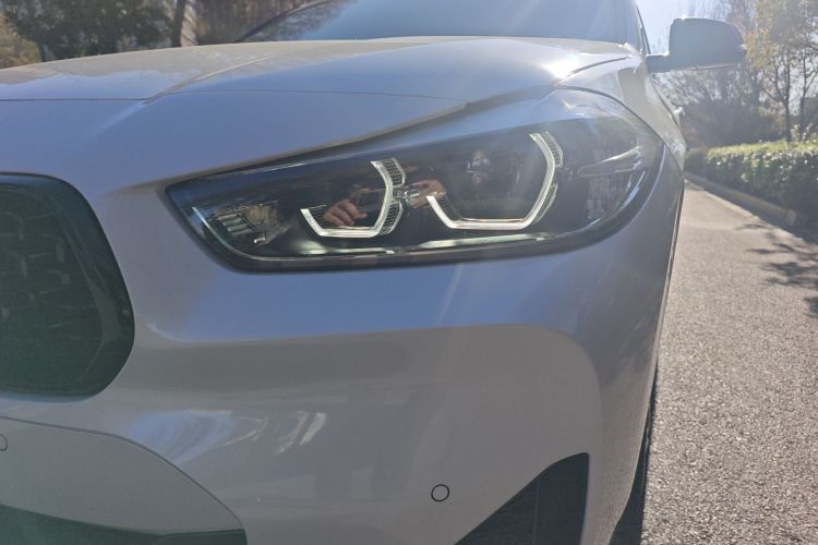 宝马X2 2023款 sDrive25i M运动曜夜版局部细节36