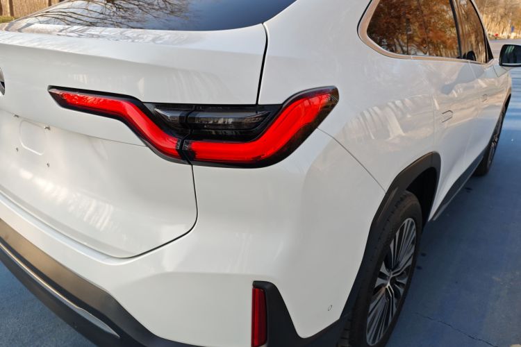 蔚来EC6 2020款 605KM 运动版车身外观6004