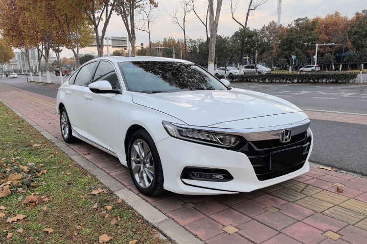 本田 雅阁 2018款 260TURBO 精英版 国V车身外观6002