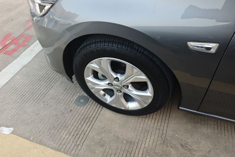 雪佛兰 科沃兹 2020款 325T 自动欣悦版车身外观6008