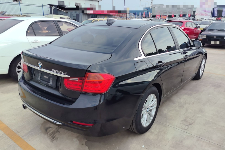 宝马3系 2014款 320Li 时尚型车身外观6003