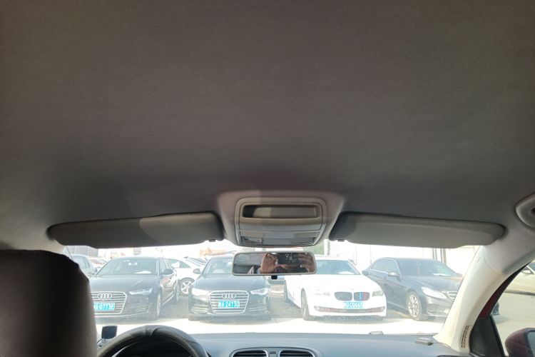 大众 高尔夫 2011款 1.6 自动时尚型局部细节22