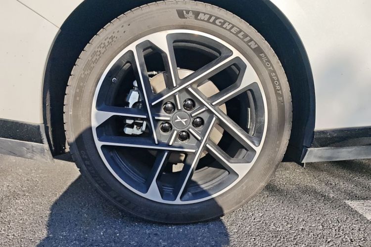 小鹏P7+ 2024款 超长续航 Max车身外观6007